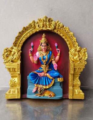 Statue15