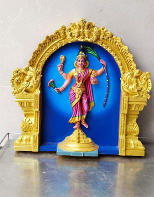 Statue27