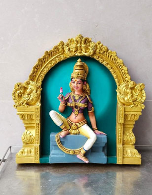 Statue33