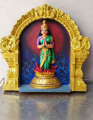 Statue50